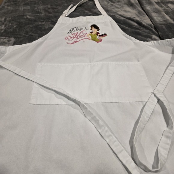 Apron Full White Handmade Embroidery  "Baking Is Hot" Women's Kitchen Accessory - Picture 1 of 3